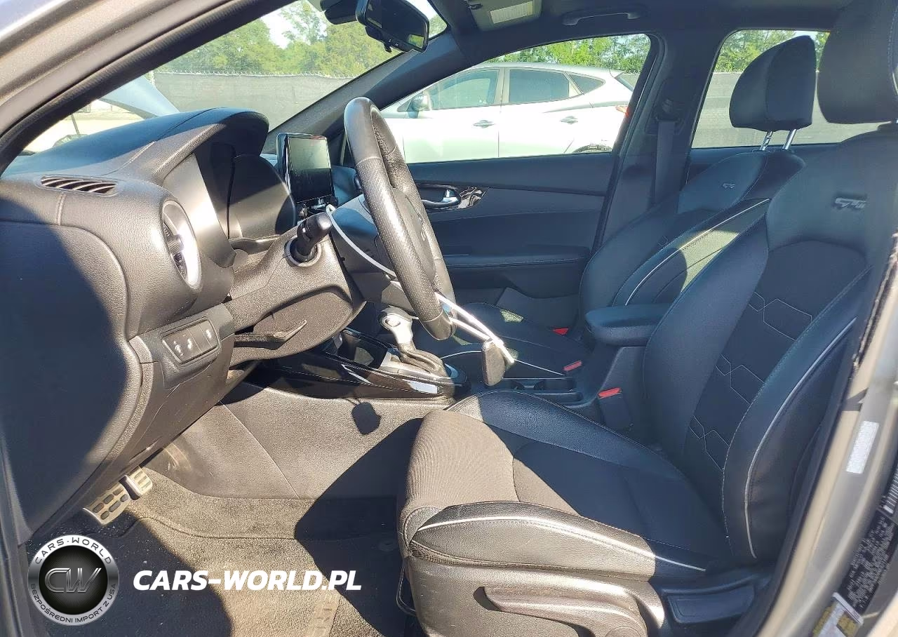 2022 Kia Forte Gt Line VIN:3KPF54AD4NE421108 - 7