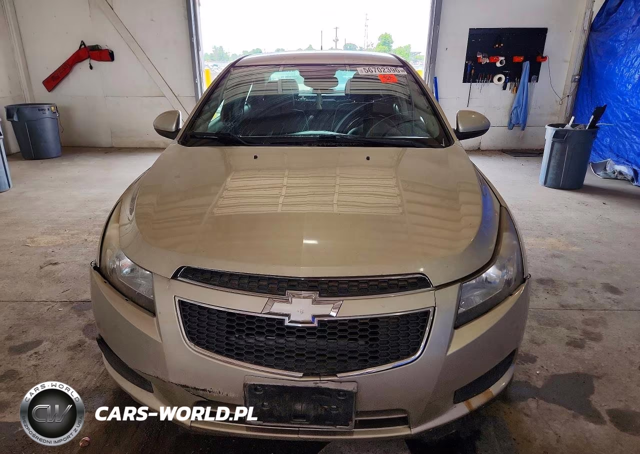 2013 Chevrolet Cruze Lt VIN:1G1PC5SB5D7235002 - 5