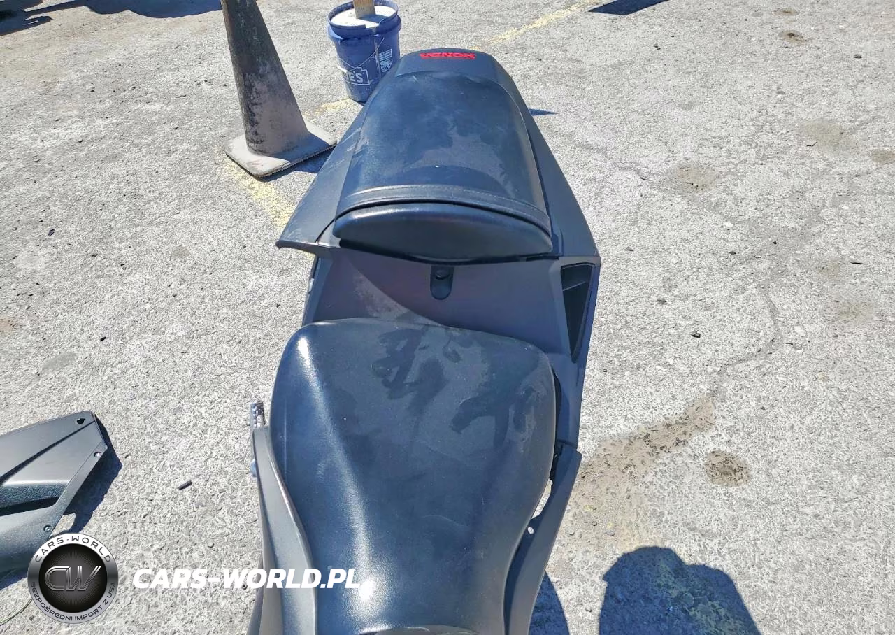 2019 Honda Cbr600 Rr VIN:JH2PC40J3KK500674 - 5