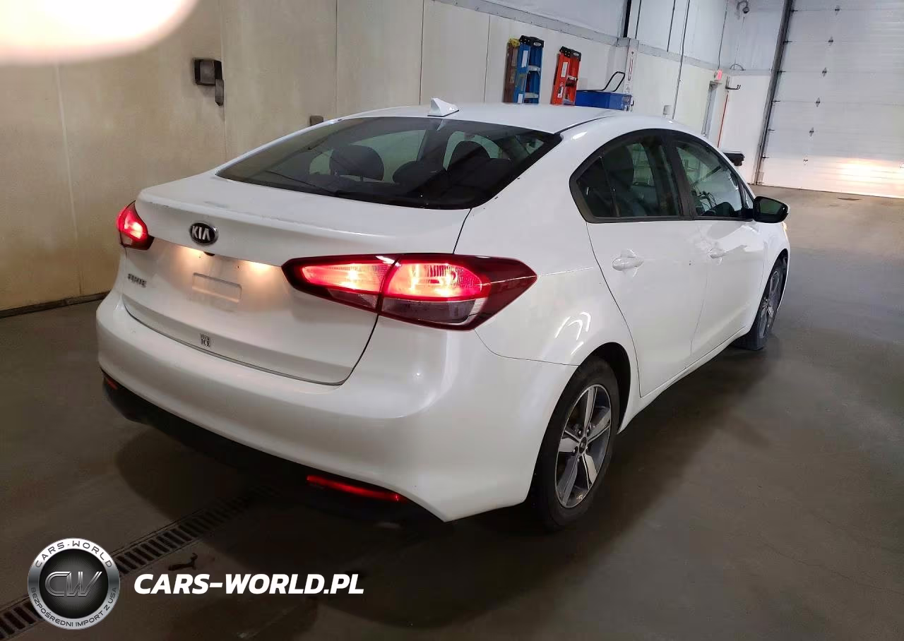 2018 Kia Forte Lx VIN:3KPFL4A77JE235394 - 3