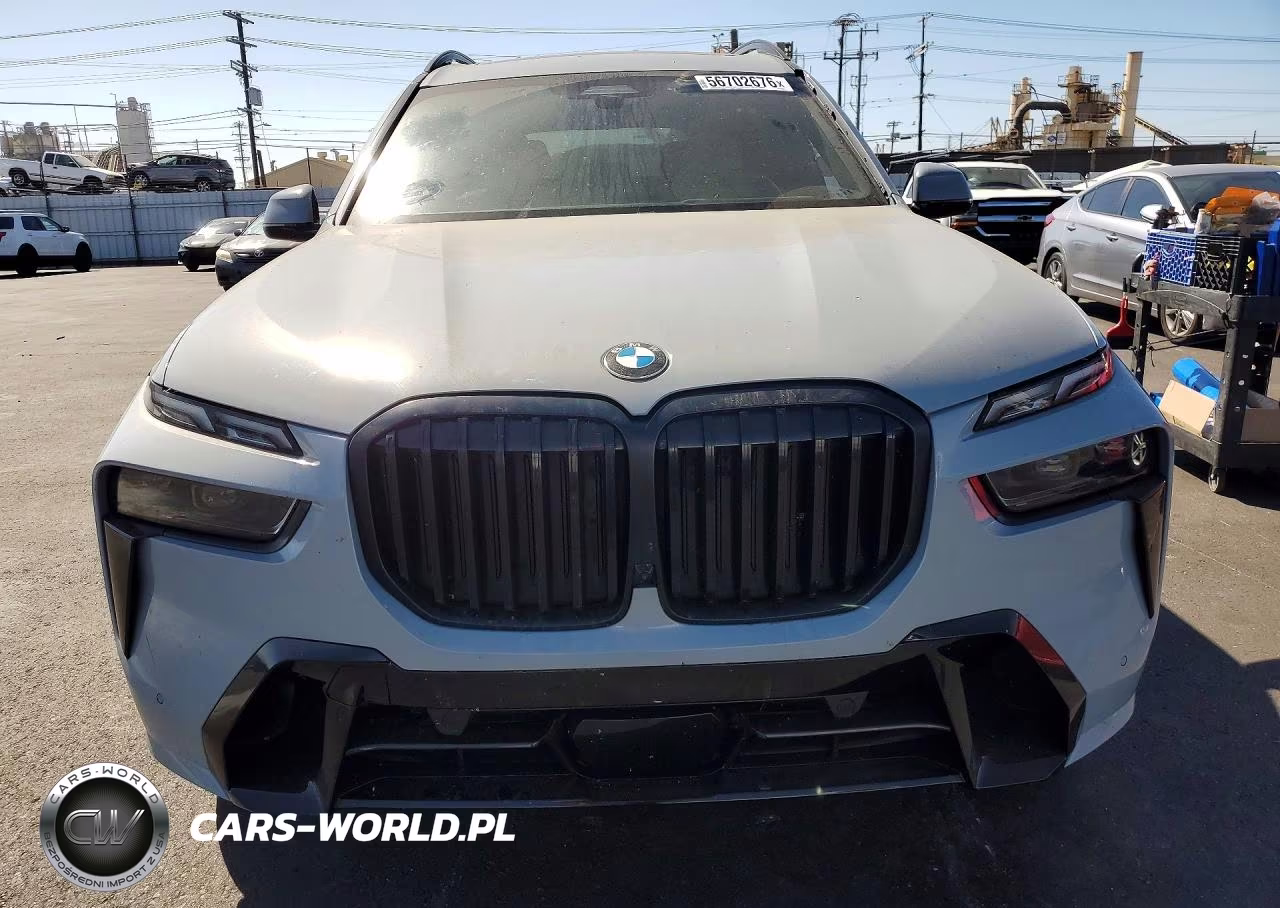 2023 BMW X7 xDrive40I VIN:5UX23EM03P9P92642 - 5