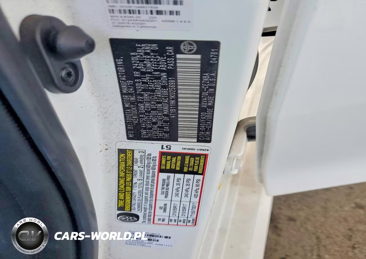 2019 Toyota Camry L VIN:4T1B11HK1KU256981 - 12