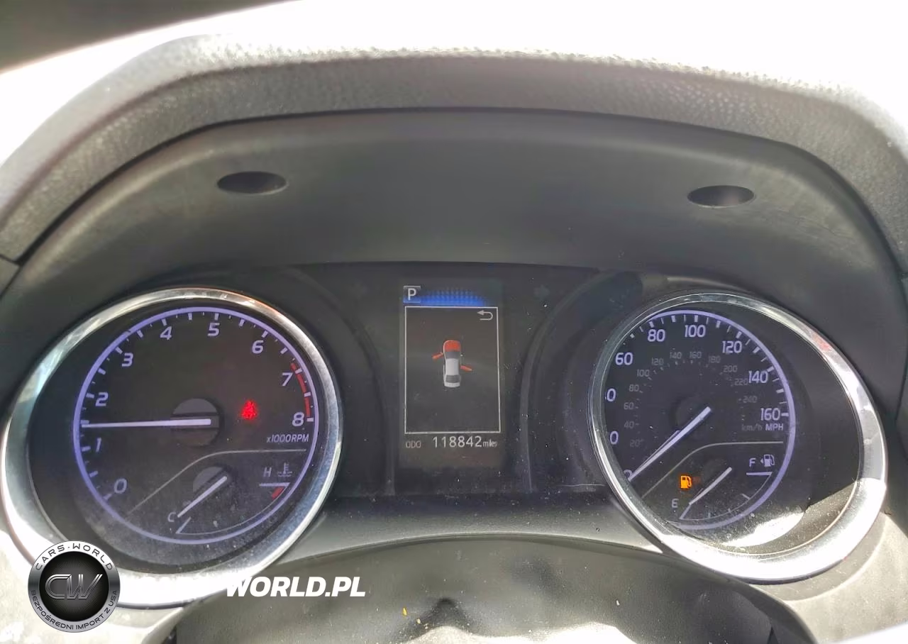2019 Toyota Camry L VIN:4T1B11HK1KU256981 - 9