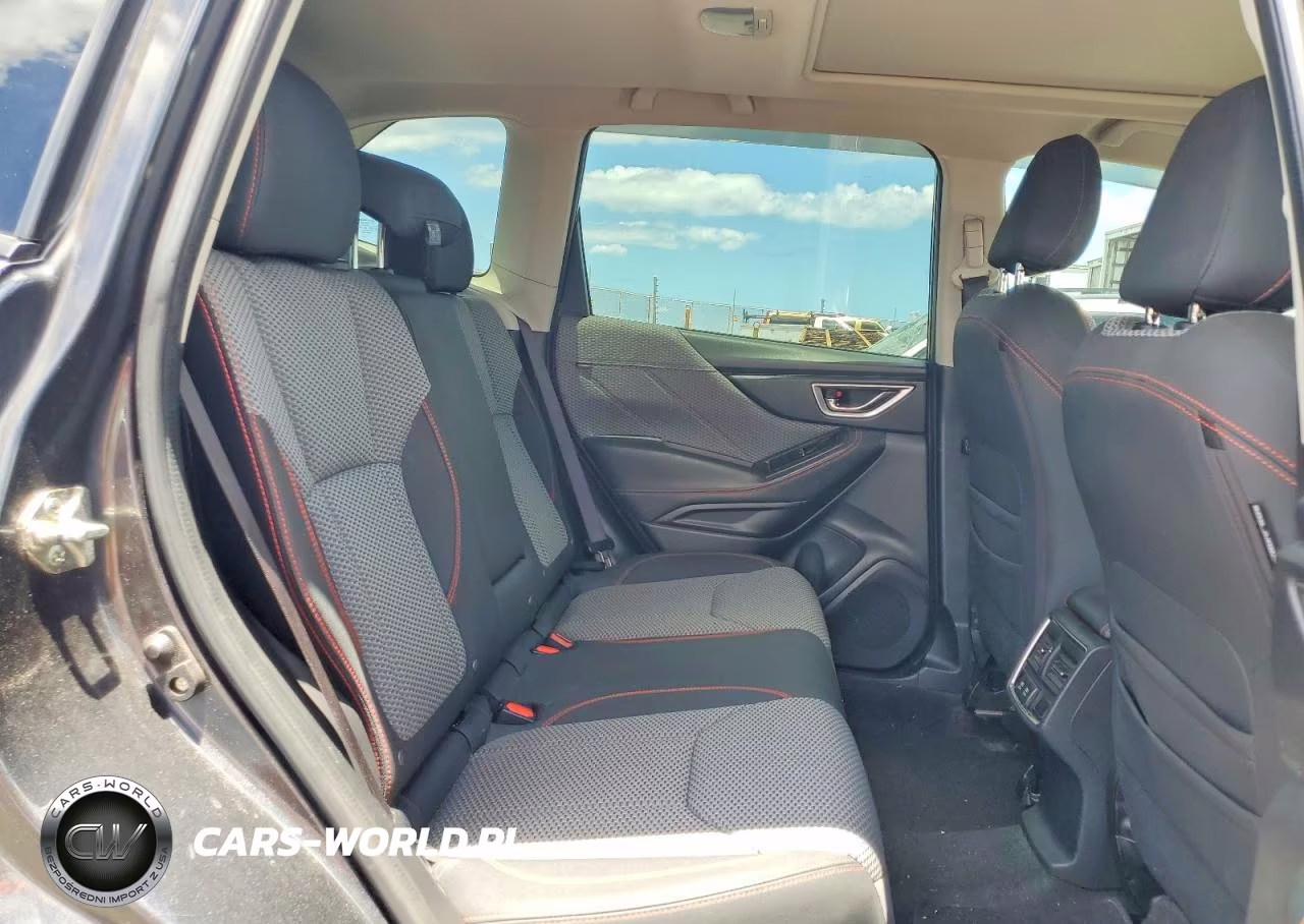 2019 Subaru Forester Sport VIN:JF2SKAKC8KH507878 - 11