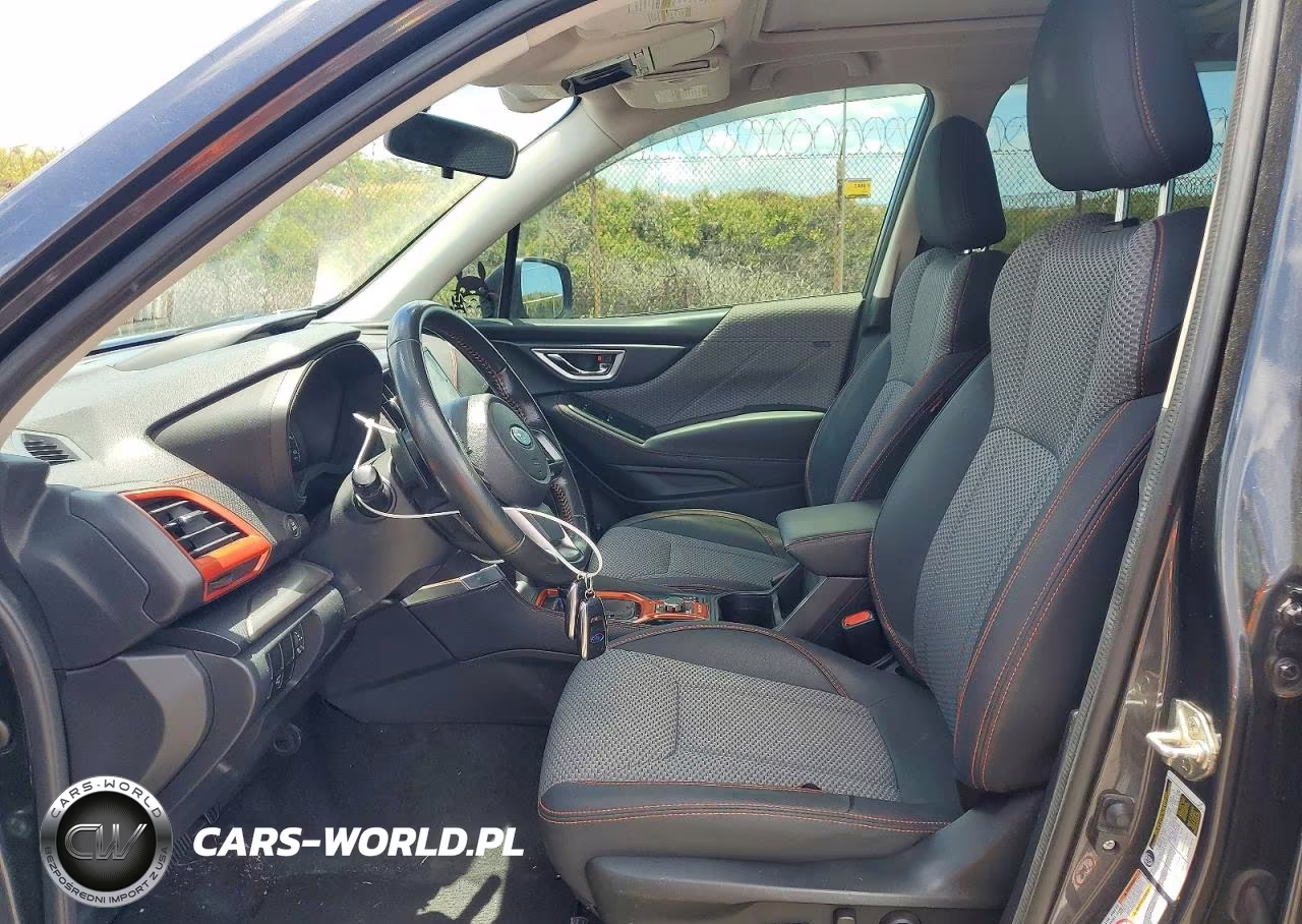 2019 Subaru Forester Sport VIN:JF2SKAKC8KH507878 - 7