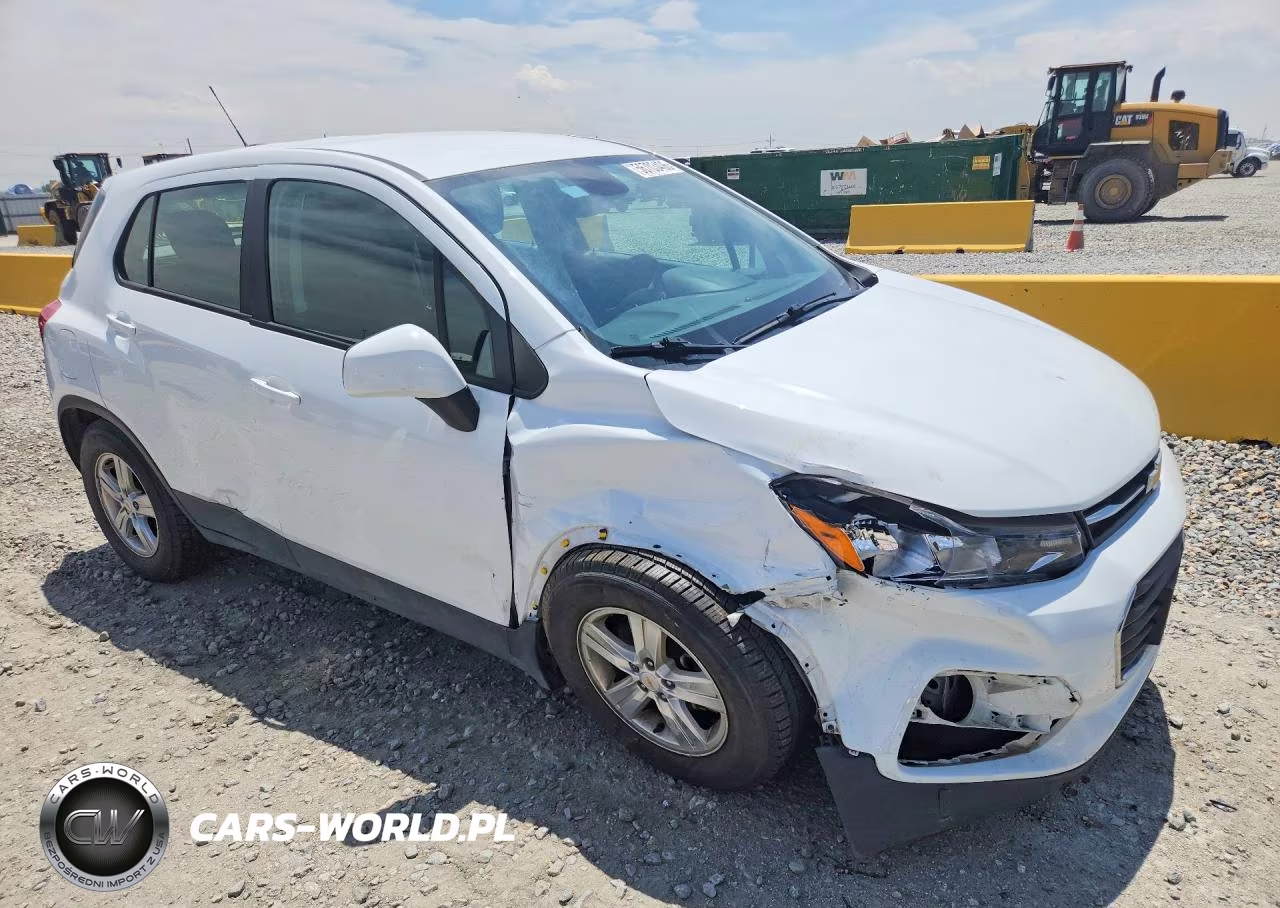 2018 Chevrolet Trax Ls VIN:KL7CJNSB8JB595883 - 4