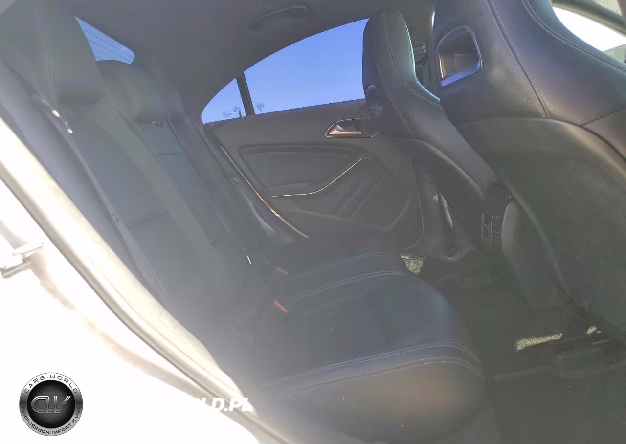 2018 Mercedes-Benz Cla 250 VIN:WDDSJ4EB6JN682299 - 10
