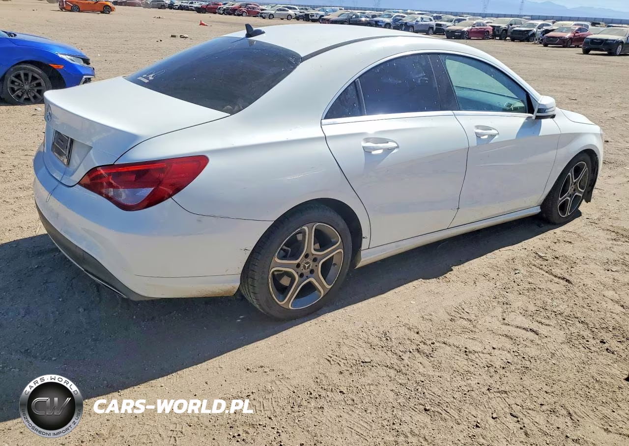 2018 Mercedes-Benz Cla 250 VIN:WDDSJ4EB6JN682299 - 3