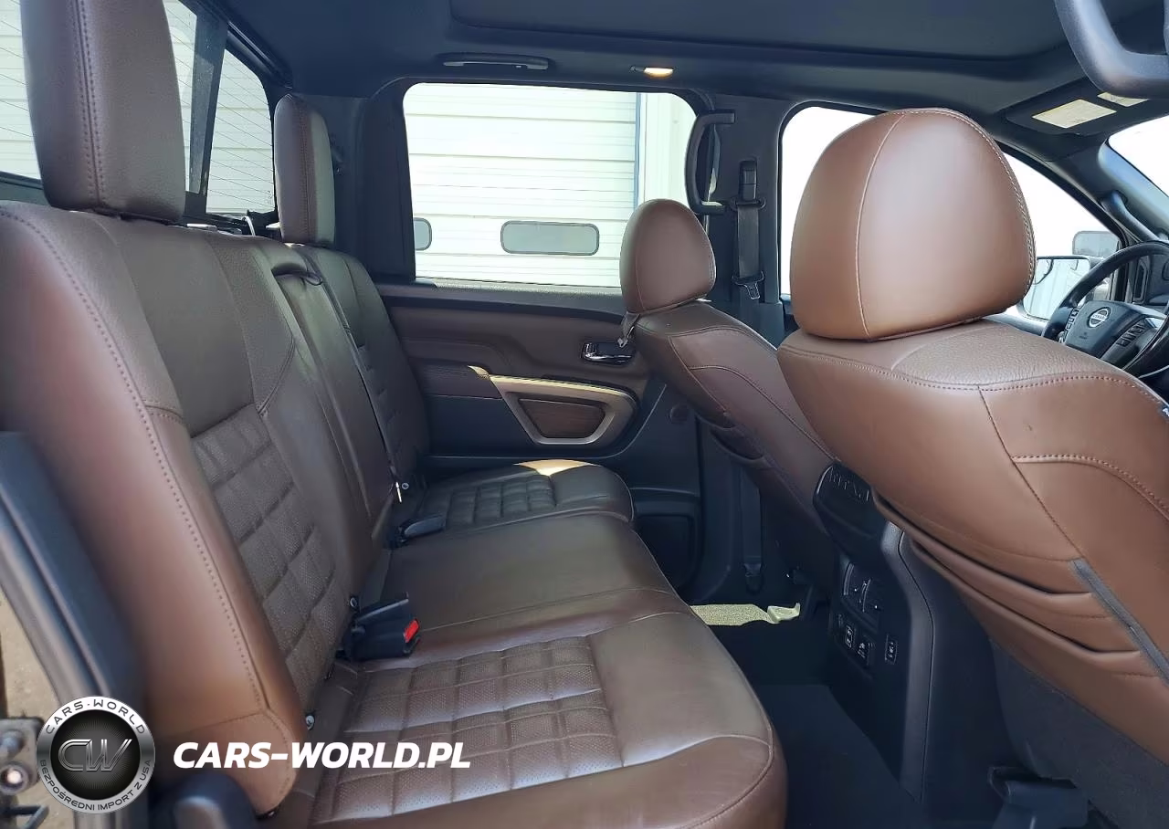 2021 Nissan Titan Platinum Reserve VIN:1N6AA1EF7MN502109 - 10