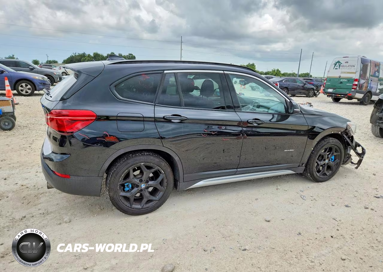 2017 BMW X1 xDrive28I VIN:WBXHT3C31H5F82969 - 3