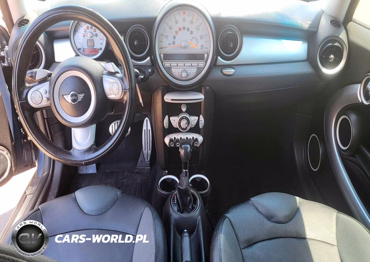 2010 Mini Cooper S VIN:WMWMF7C59ATZ72838 - 9