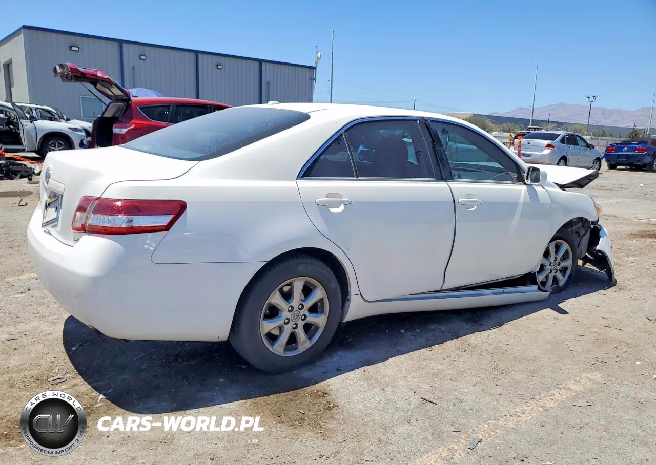 2011 Toyota Camry Le VIN:JTNBF3EK6B3006661 - 3