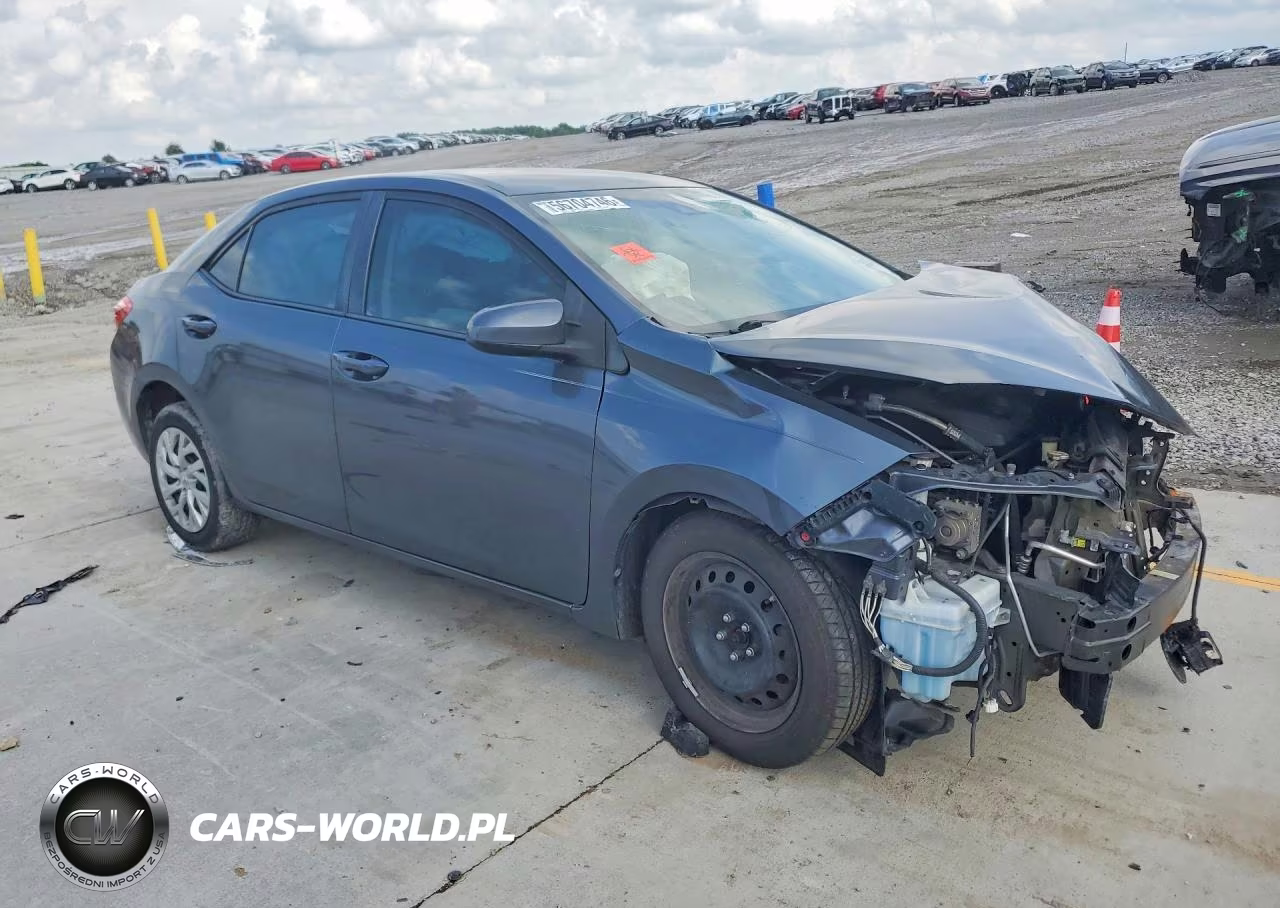 2019 Toyota Corolla Le VIN:5YFBURHE5KP880137 - 4