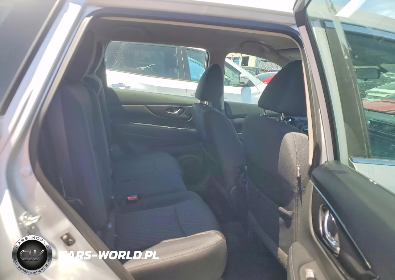2018 Nissan Rogue S VIN:5N1AT2MT2JC723162 - 11