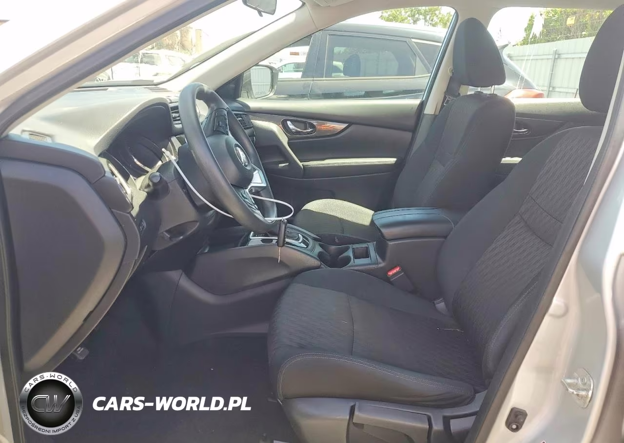 2018 Nissan Rogue S VIN:5N1AT2MT2JC723162 - 7