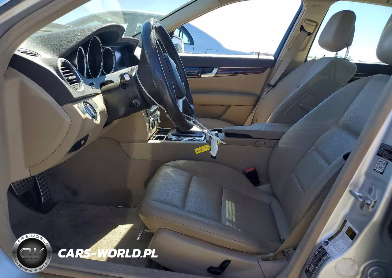 2014 Mercedes-Benz C 250 VIN:WDDGF4HBXEA960864 - 7