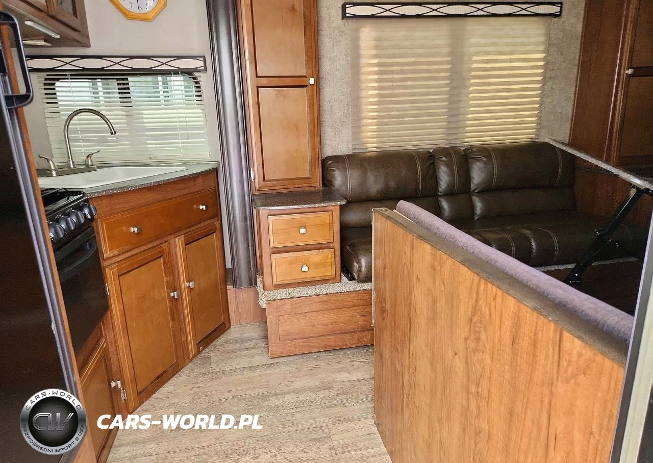 2018 Forest River Freedom Express Camper VIN:5ZT2FEPB4JS029243 - 5
