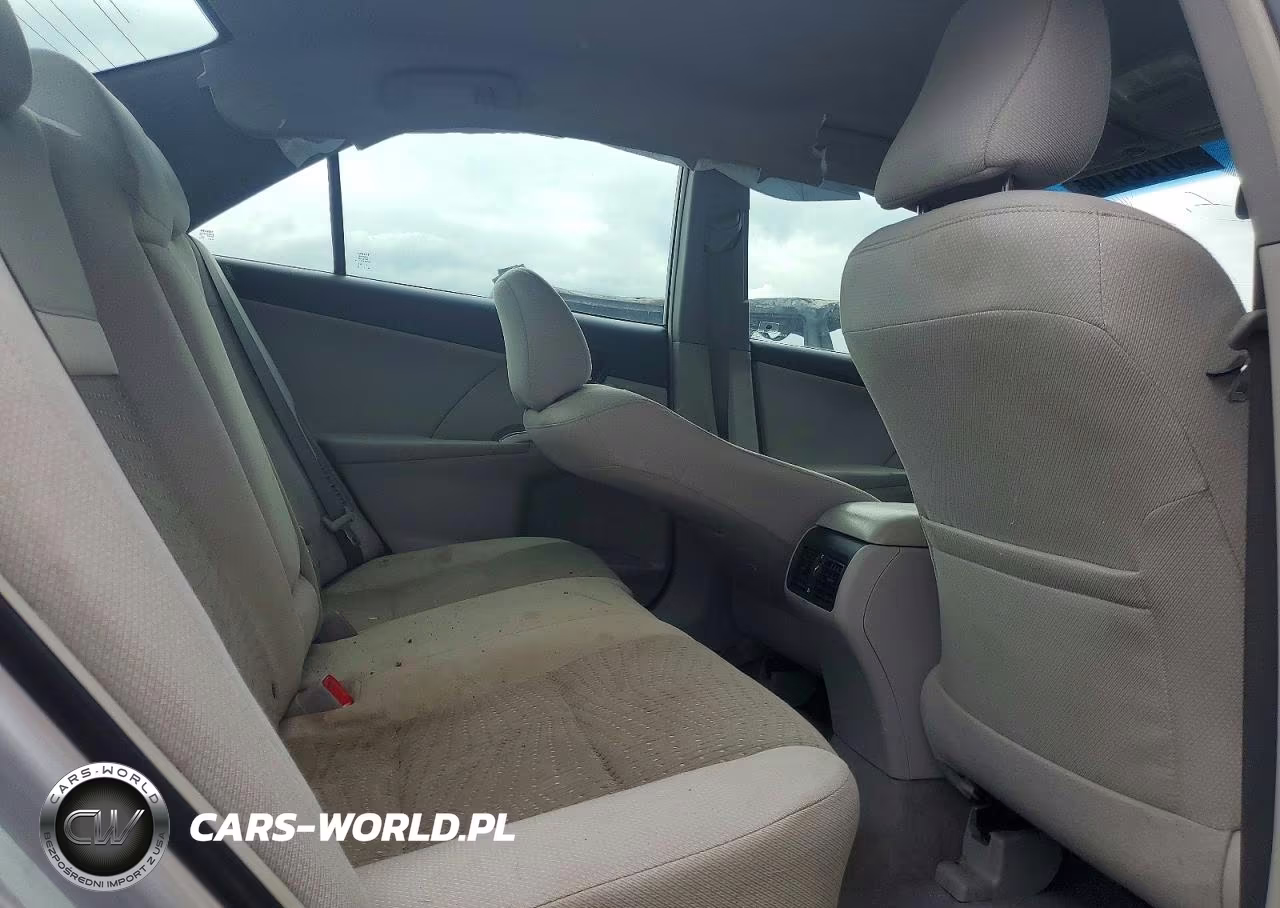 2014 Toyota Camry Hybrid Xle VIN:4T1BD1FK8EU120684 - 10