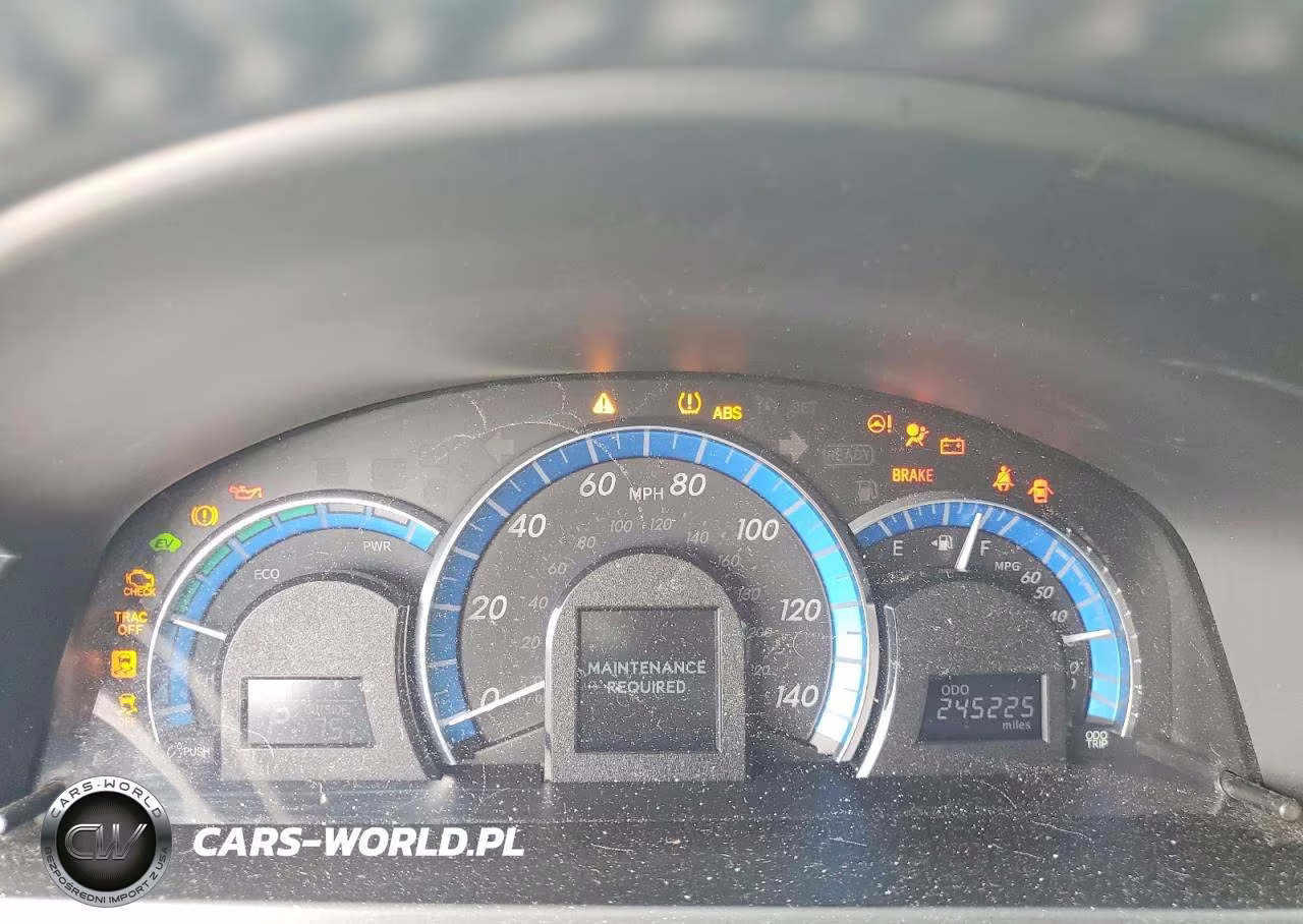 2014 Toyota Camry Hybrid Xle VIN:4T1BD1FK8EU120684 - 9