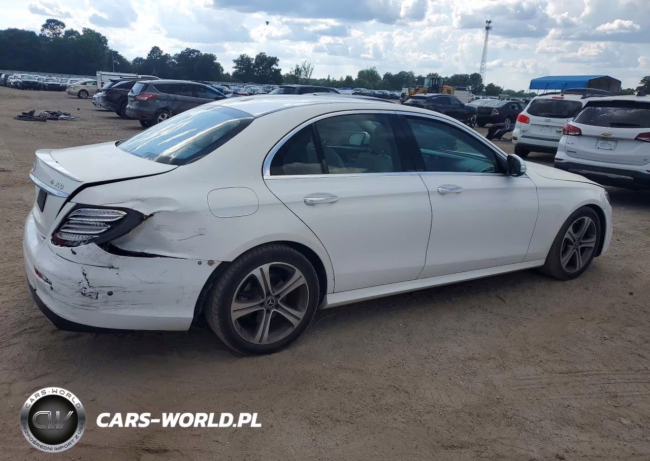 2018 Mercedes-Benz E 300 VIN:WDDZF4JBXJA390989 - 3