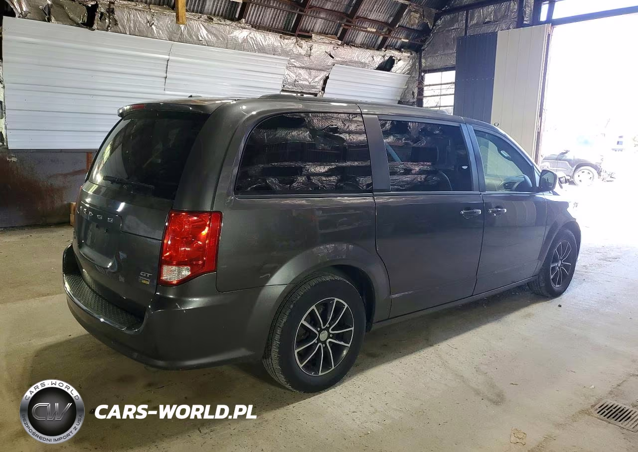 2018 Dodge Grand Caravan Gt VIN:2C4RDGEG9JR201428 - 3