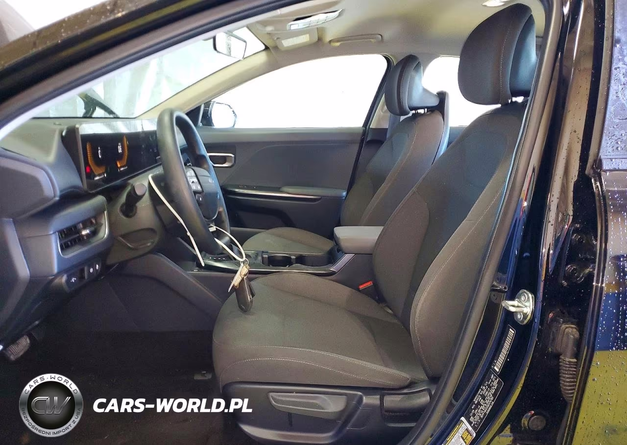 2025 Kia K4 Lxs VIN:3KPFT4DE0SE074785 - 7