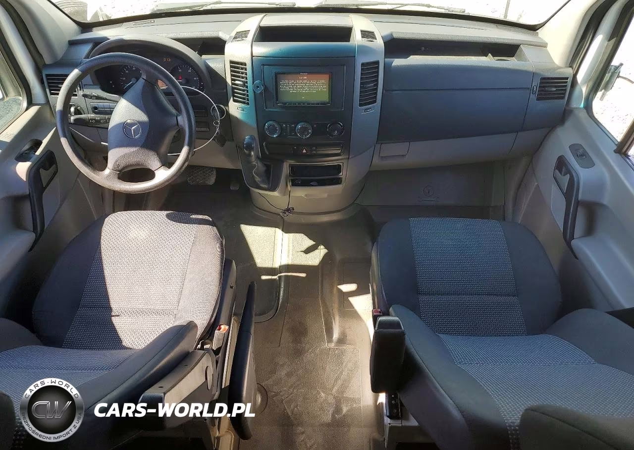 2010 Mercedes-Benz Sprinter 2500 VIN:WD3PE7CC1A5426597 - 8
