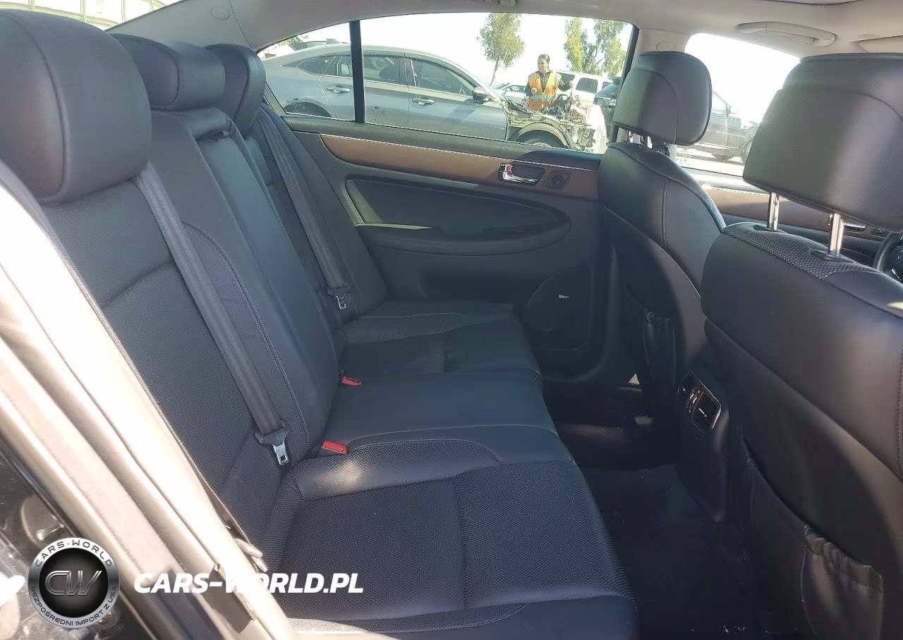 2009 Hyundai Genesis 3.8L VIN:KMHGC46E69U021775 - 10