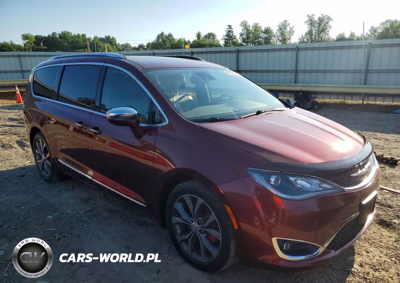 2017 Chrysler Pacifica Limited VIN:2C4RC1GG6HR854869 - 4