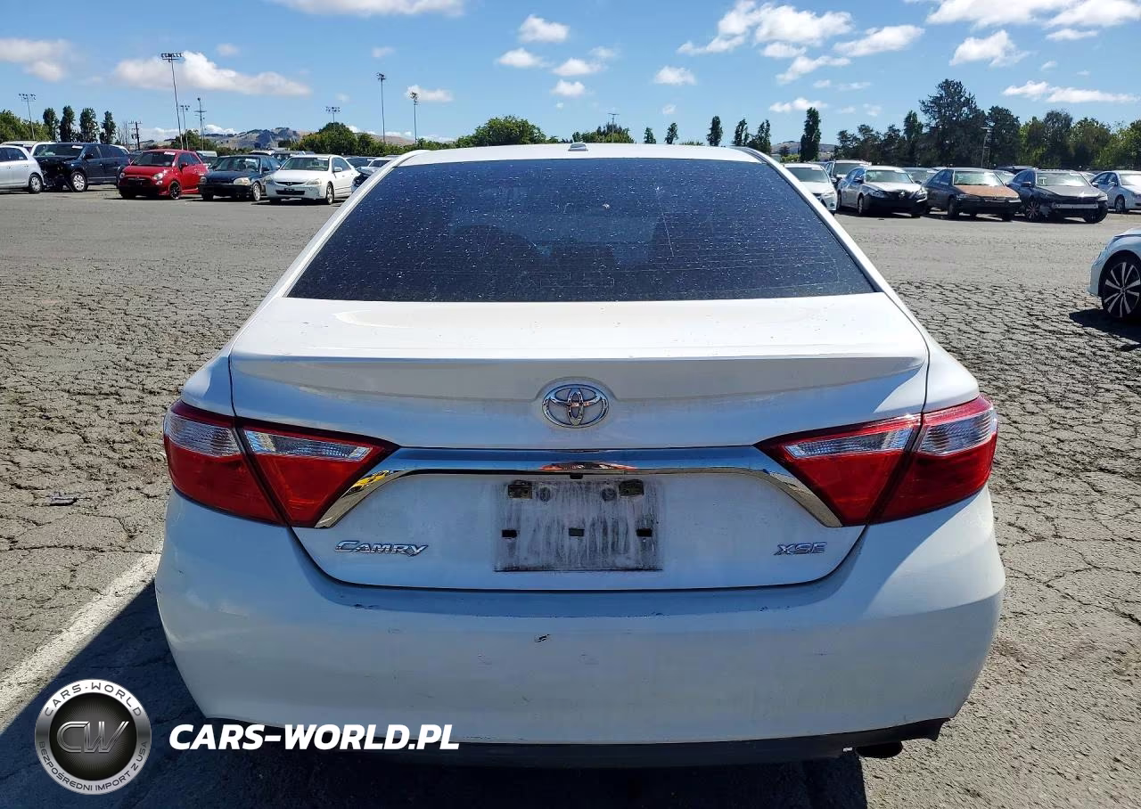 2017 Toyota Camry Xse VIN:4T1BF1FK8HU406517 - 6