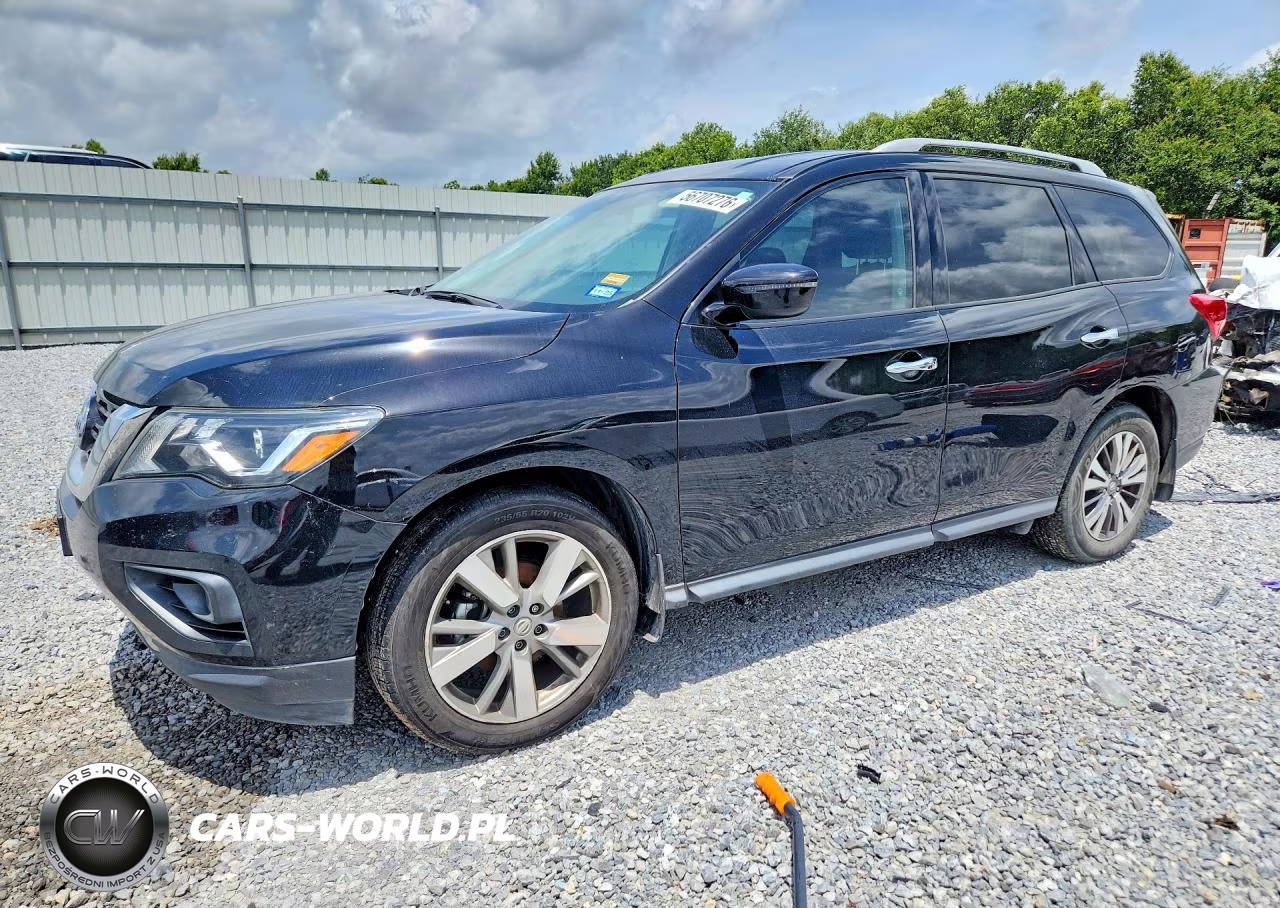 2020 Nissan Pathfinder S