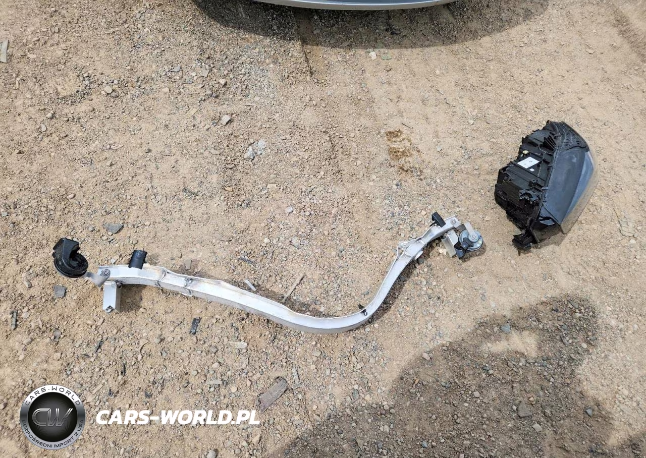 2024 BMW X5 xDrive50E VIN:5UX43EU04R9U19122 - 13
