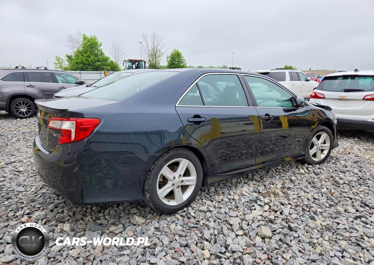 2014 Toyota Camry Se VIN:4T1BF1FK9EU466351 - 3