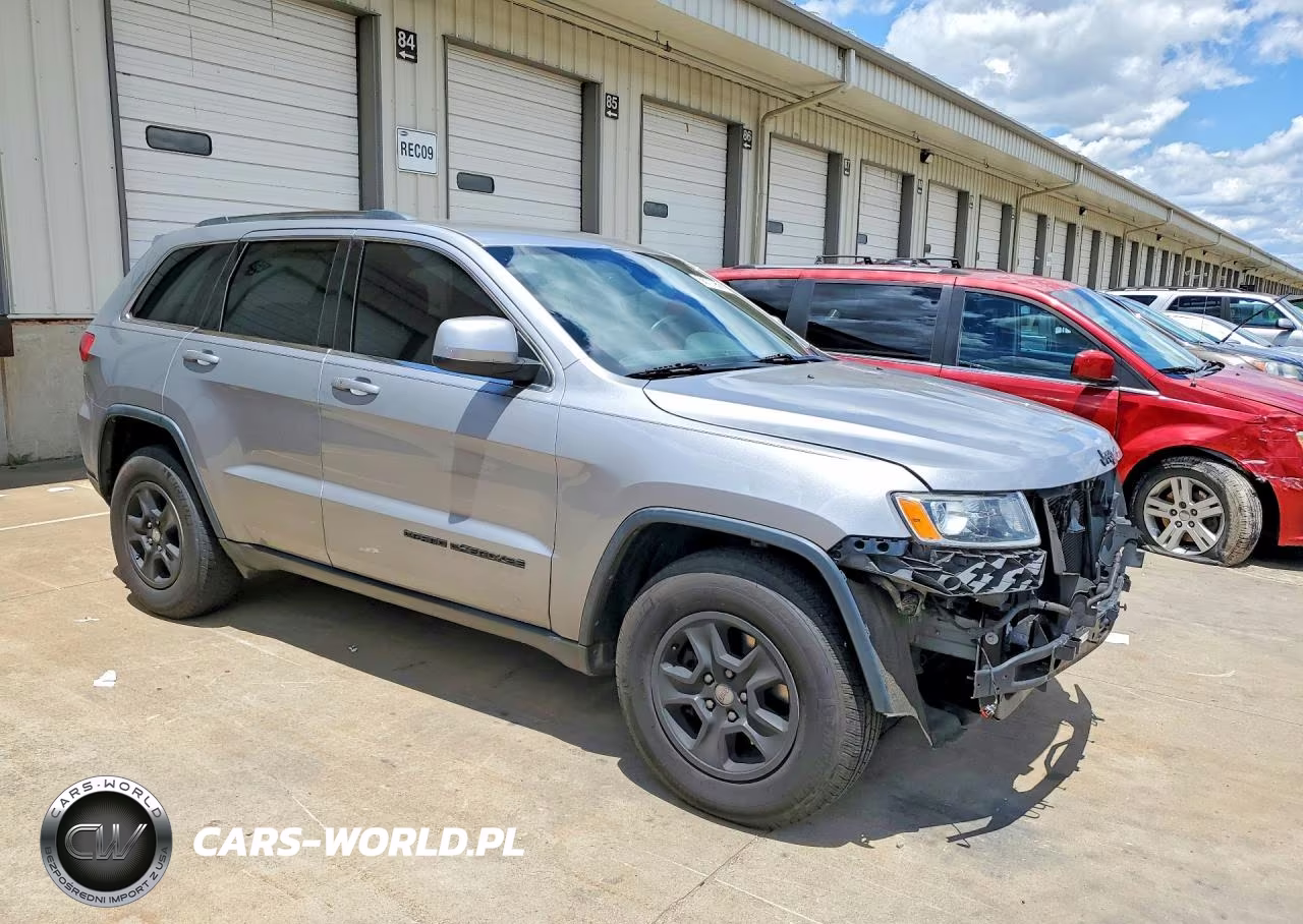 2016 Jeep Grand Cherokee Laredo VIN:1C4RJFAG5GC494934 - 4