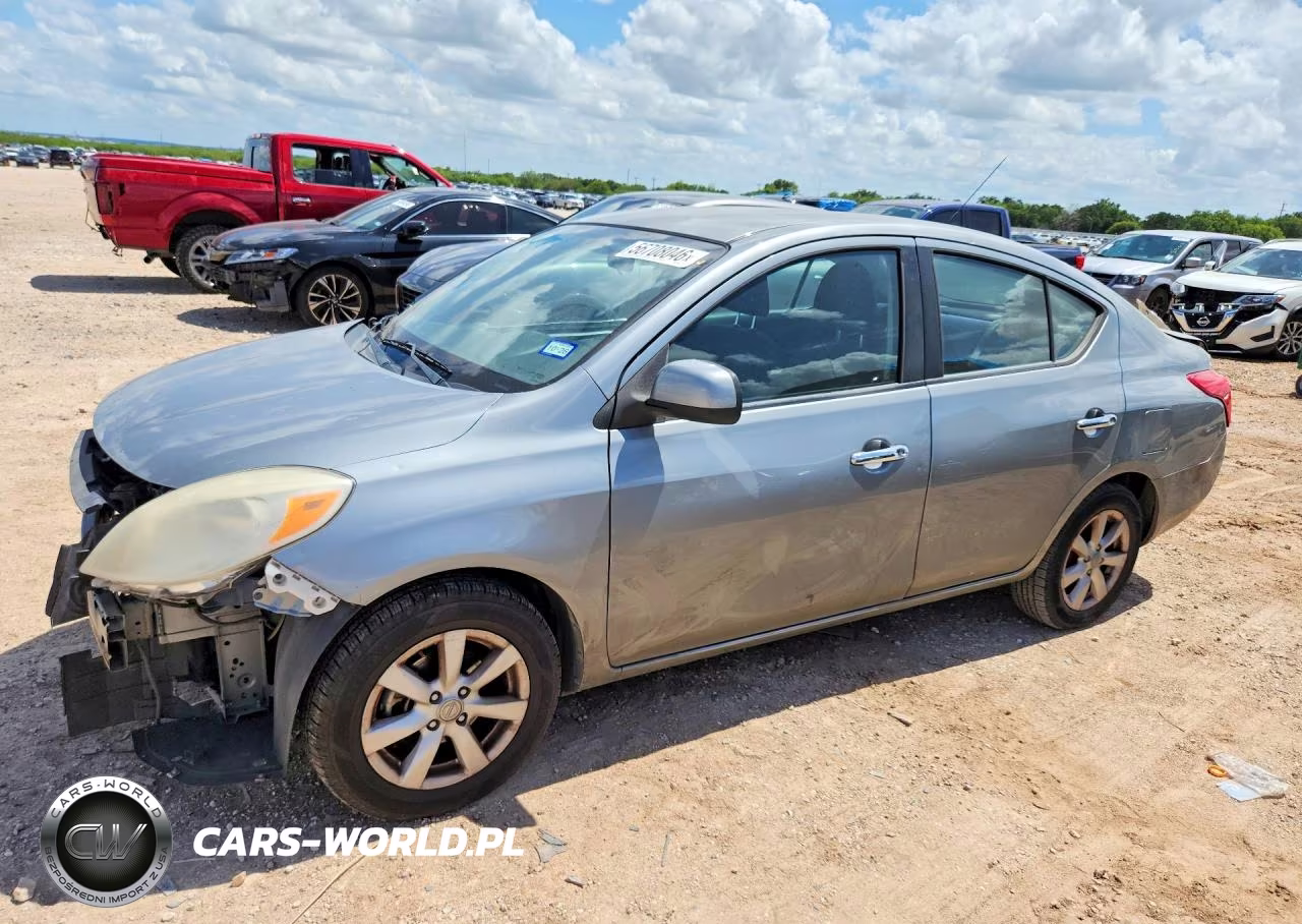 2012 Nissan Versa 1.6 S