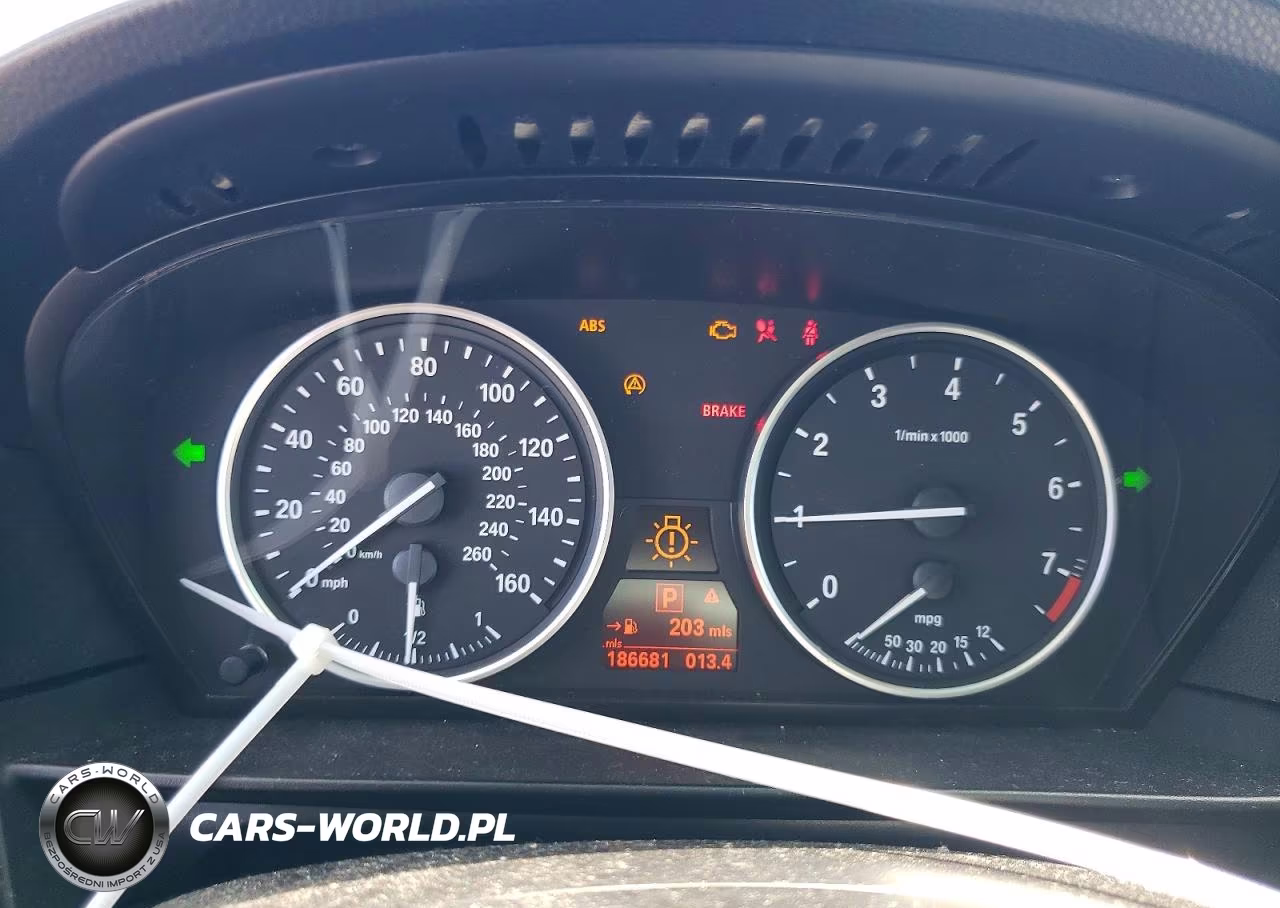 2009 BMW 528 I VIN:WBANU53569C117699 - 9