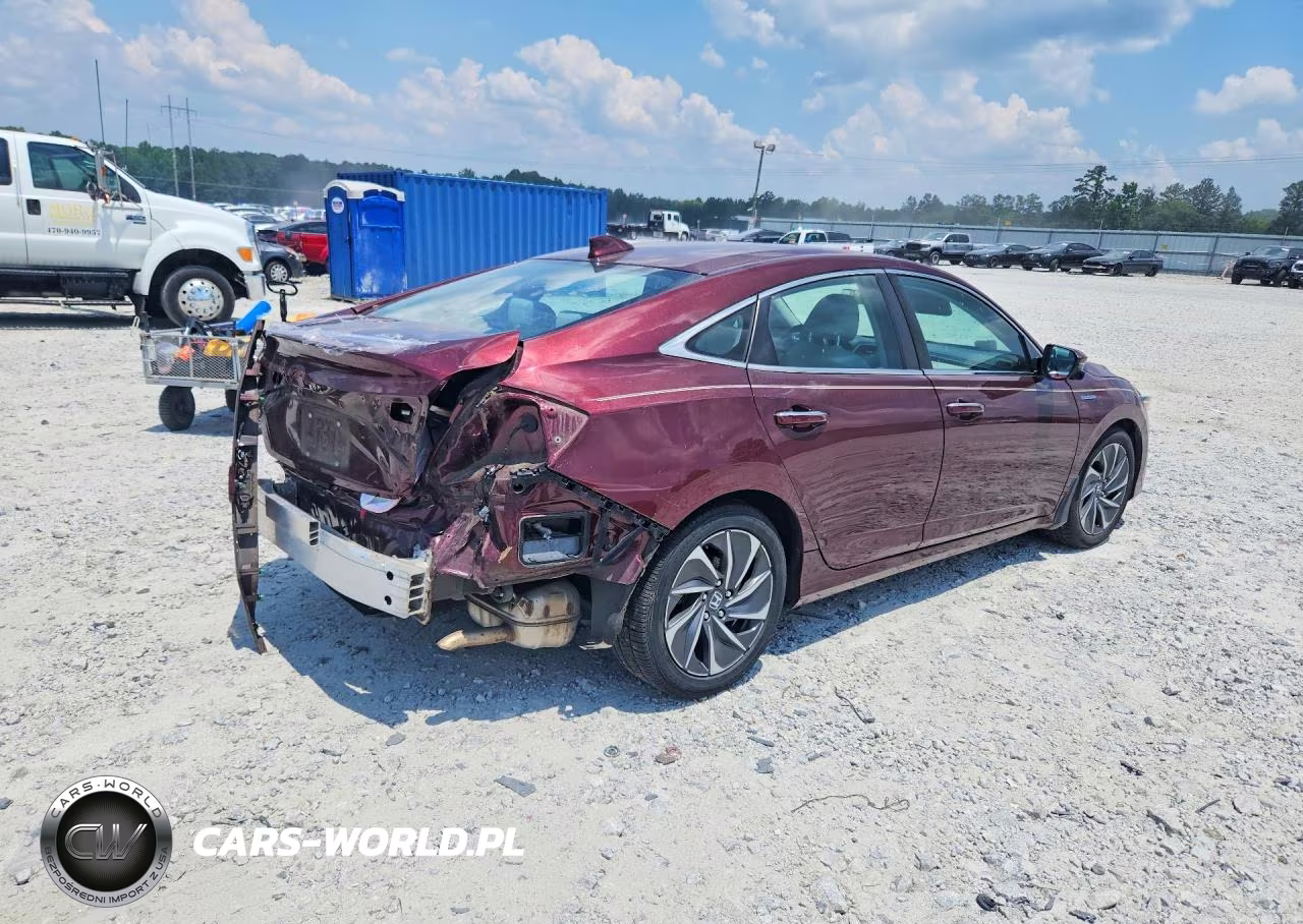 2019 Honda Insight Touring VIN:19XZE4F94KE030571 - 3