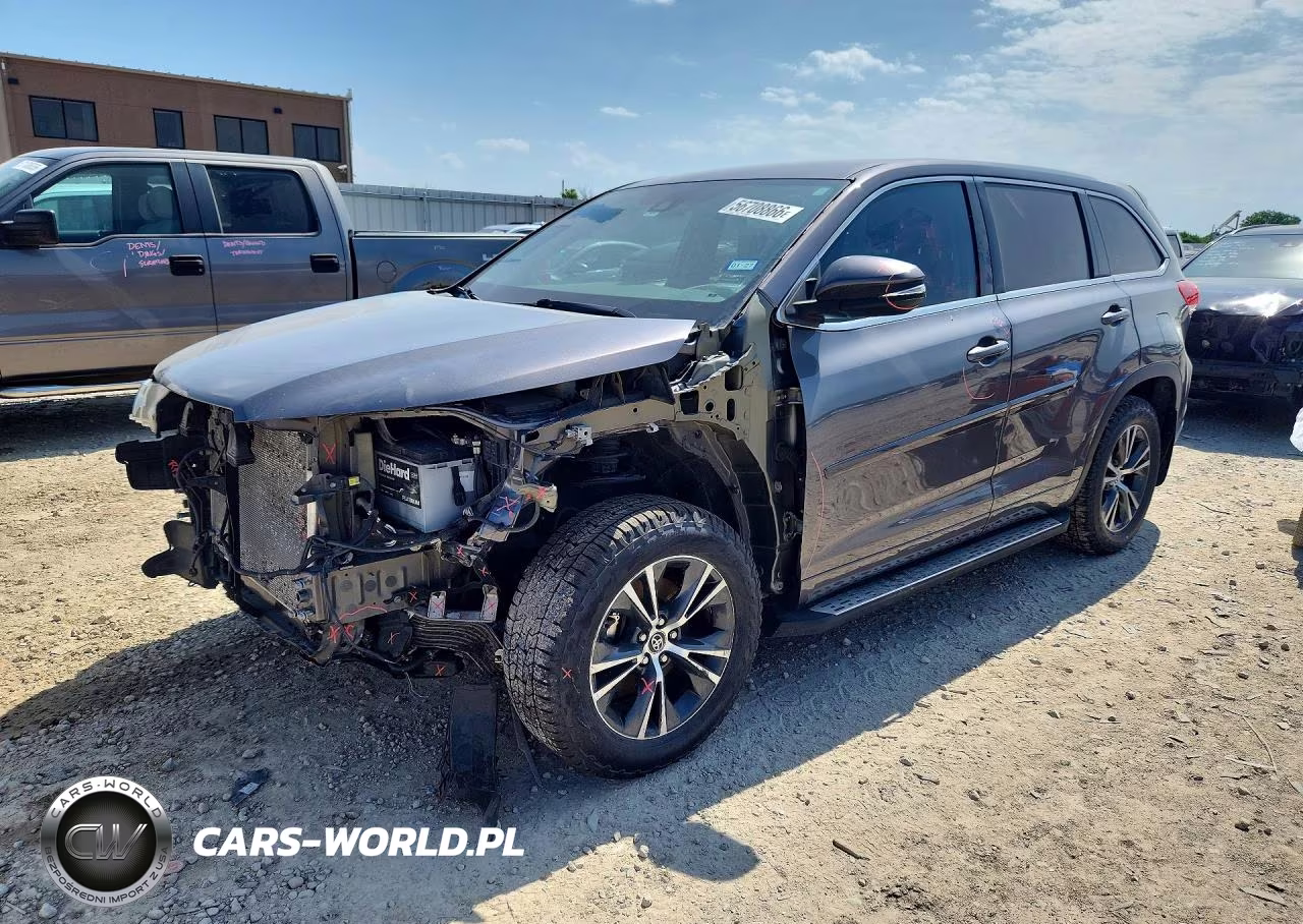 2018 Toyota Highlander Le Plus – zdjęcie 1 z 13