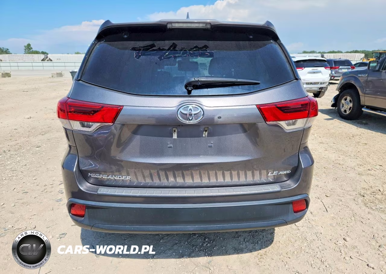 2018 Toyota Highlander Le Plus VIN:5TDBZRFH5JS812280 - 6