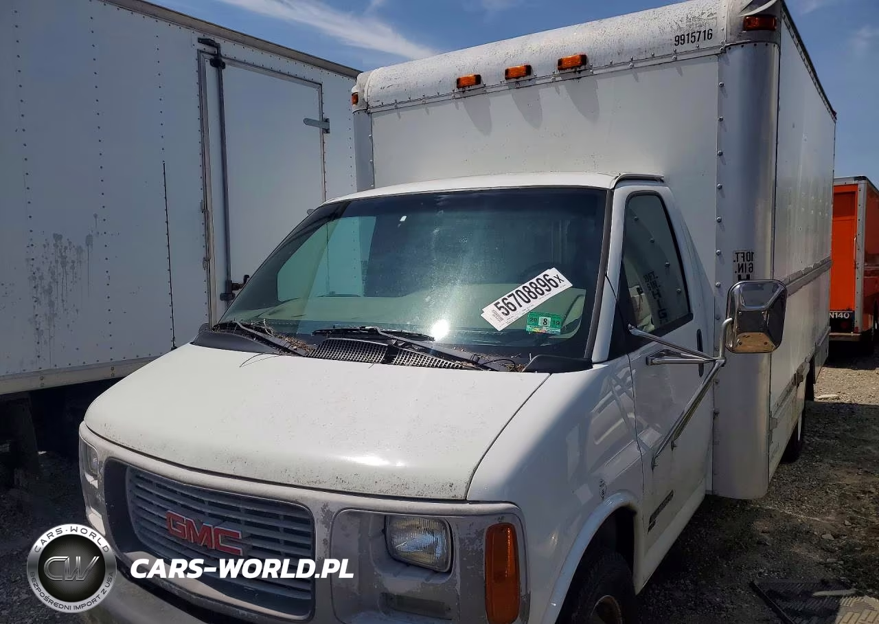 2001 GMC Savana Box Truck