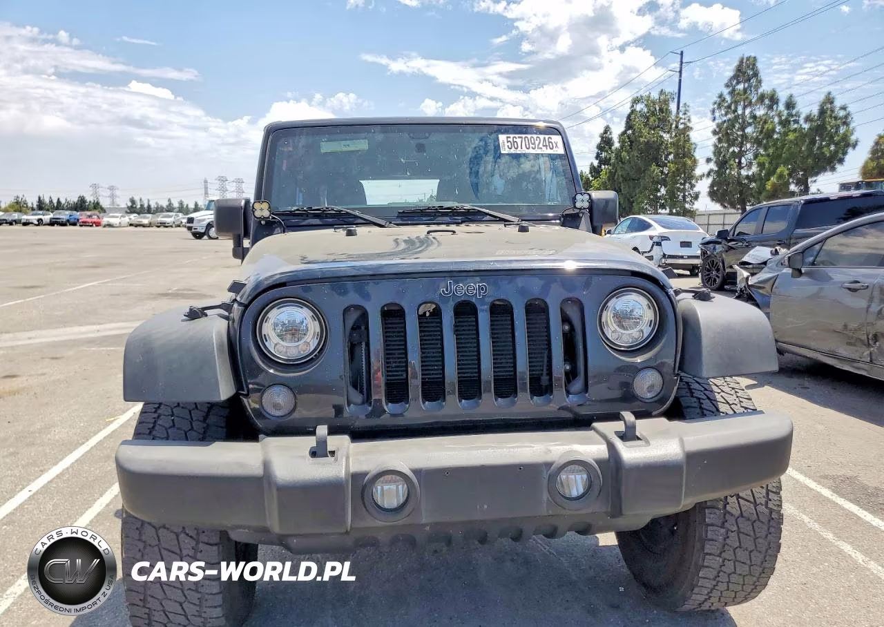2017 Jeep Wrangler Unlimited Sport VIN:1C4BJWDG9HL549514 - 5