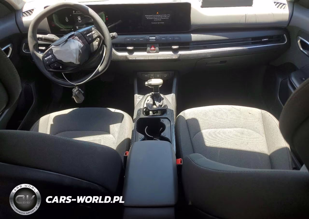 2025 Kia K4 Lxs VIN:3KPFT4DE5SE089024 - 8