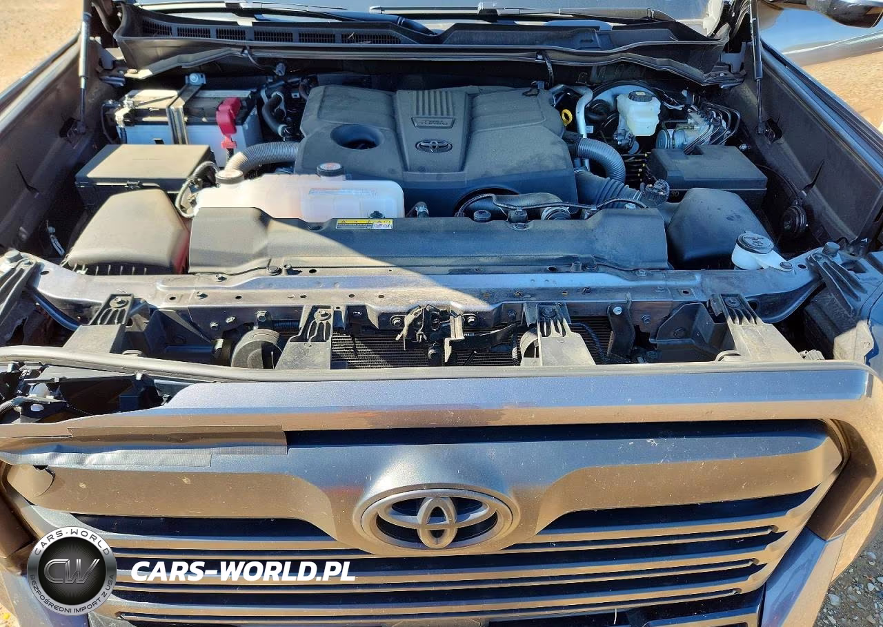 2025 Toyota Tundra Limited VIN:5TFWA5DB8SX320113 - 11