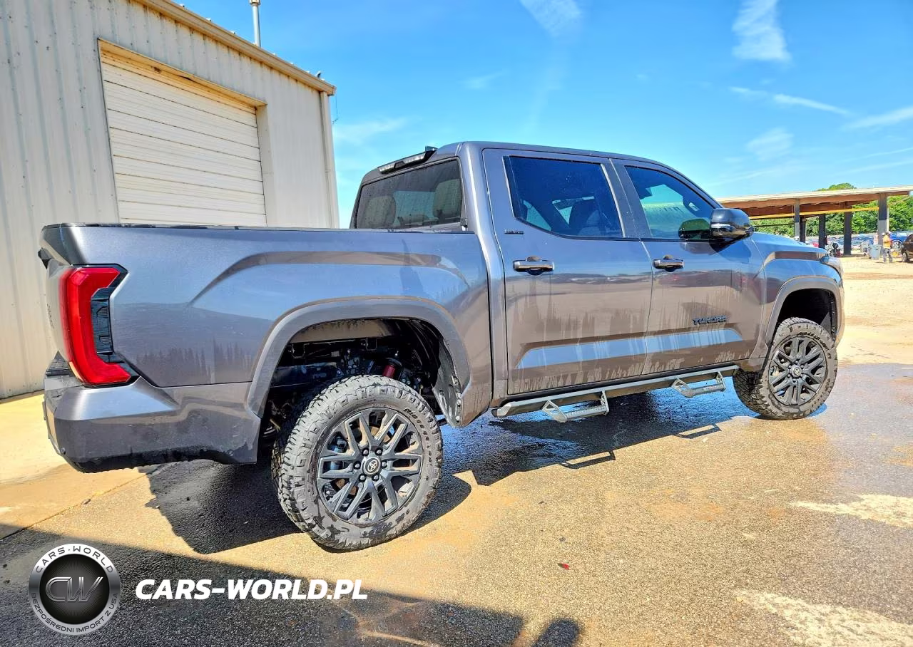 2025 Toyota Tundra Limited VIN:5TFWA5DB8SX320113 - 3