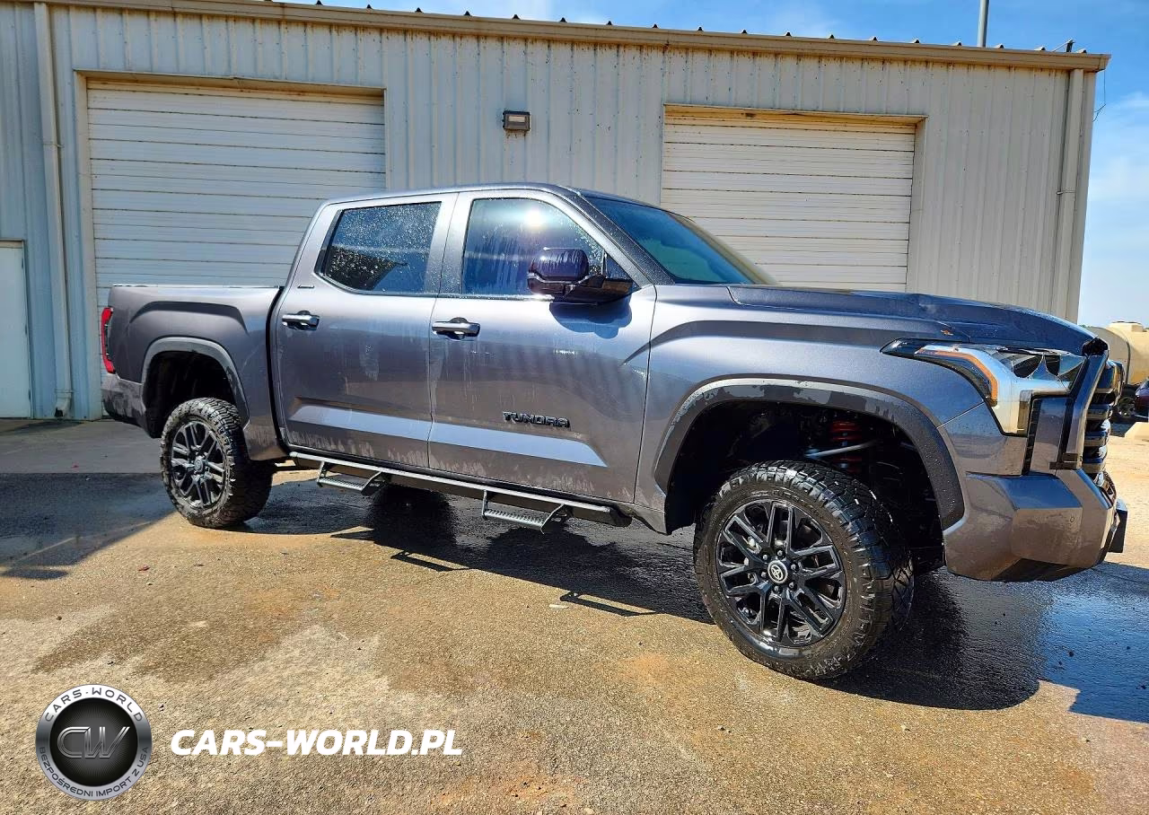 2025 Toyota Tundra Limited VIN:5TFWA5DB8SX320113 - 4