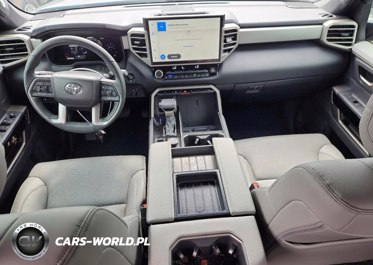 2025 Toyota Tundra Limited VIN:5TFWA5DB8SX320113 - 8