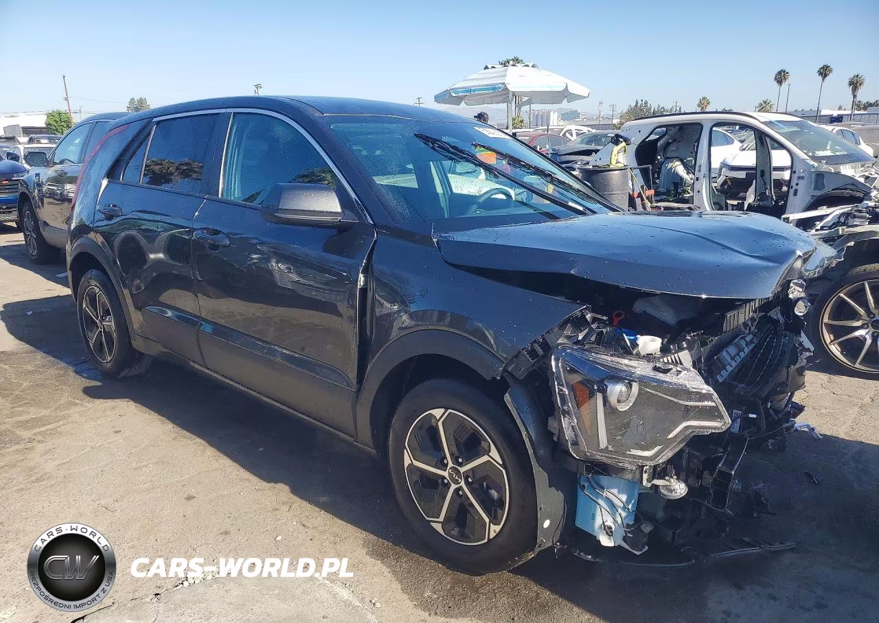 2026 Kia Niro Lx VIN:KNDCP3LE2T5343837 - 4