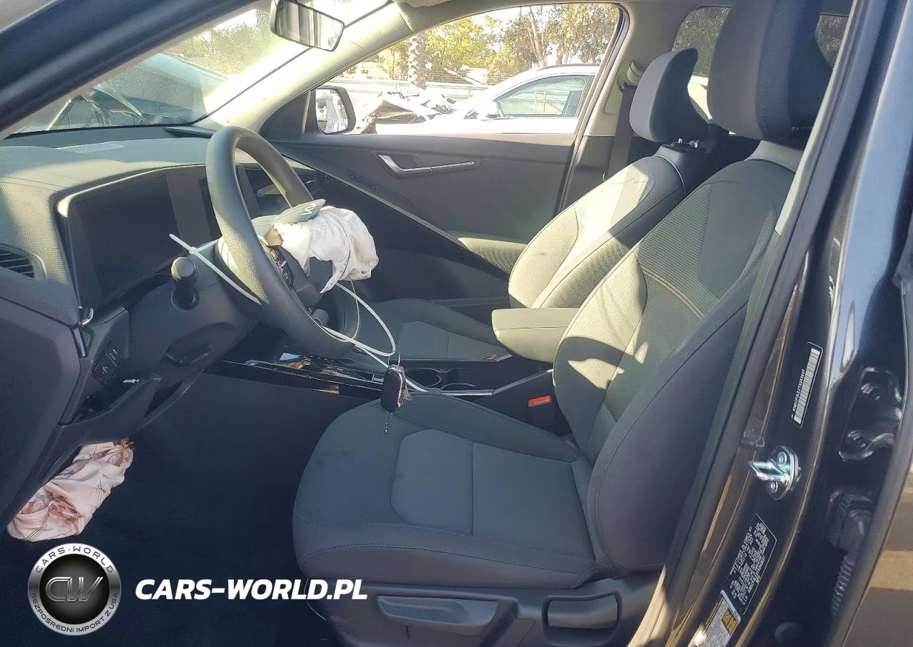 2026 Kia Niro Lx VIN:KNDCP3LE2T5343837 - 7