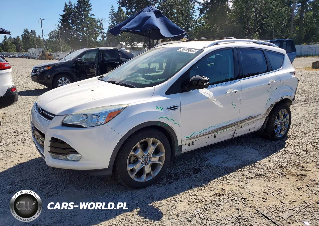 2015 Ford Escape Titanium – zdjęcie 1 z 12