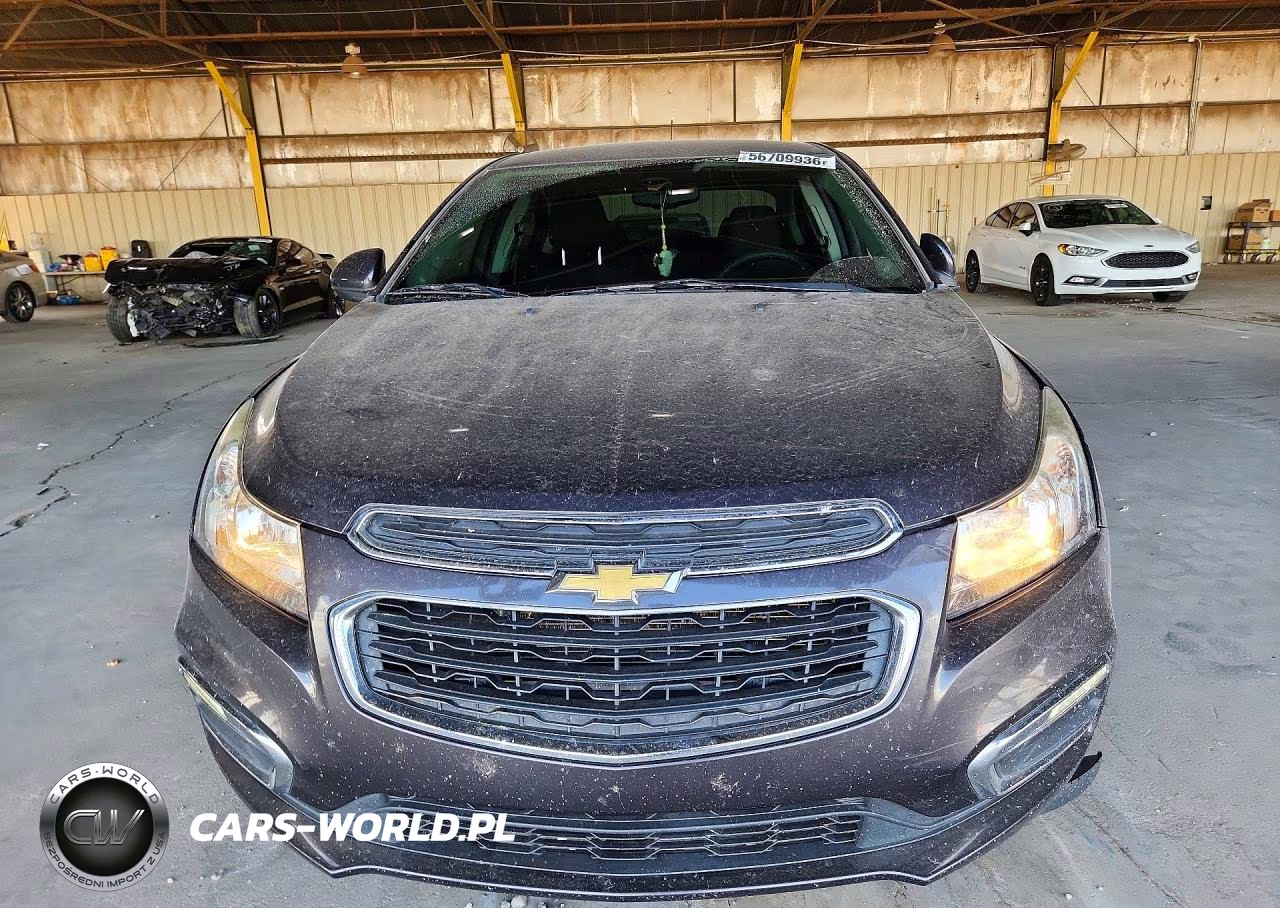 2016 Chevrolet Cruze VIN:1G1PE5SB2G7190129 - 5